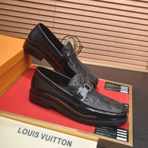 LV Major Loafer - RL62