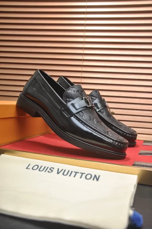 LV Major Loafer - RL62