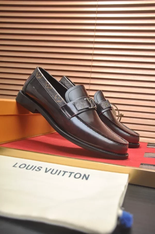 LV Flex Loafer - RL59