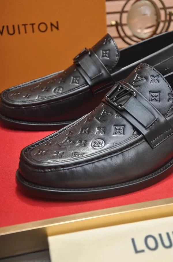 LV Major Loafer - RL60