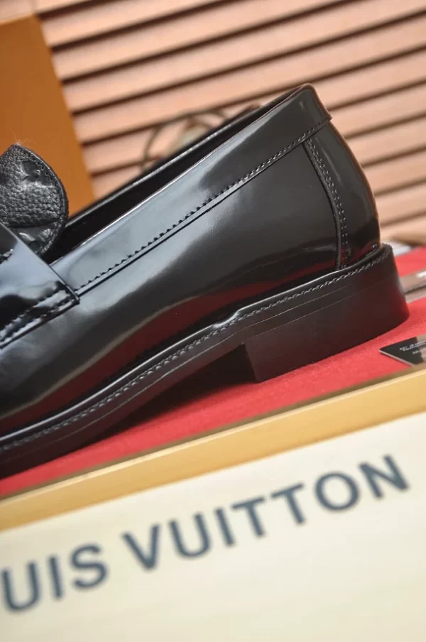 LV Major Loafer - RL62