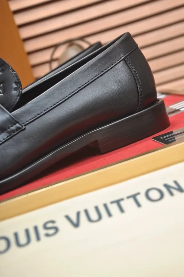 LV Major Loafer - RL60