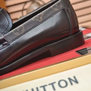 LV Flex Loafer - RL59