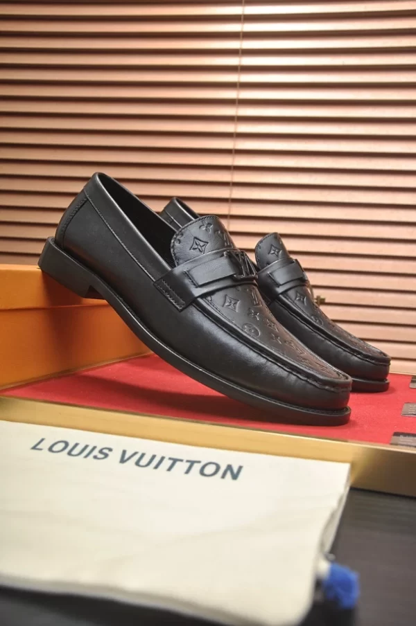 LV Major Loafer - RL60