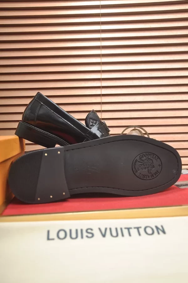 LV Major Loafer - RL62