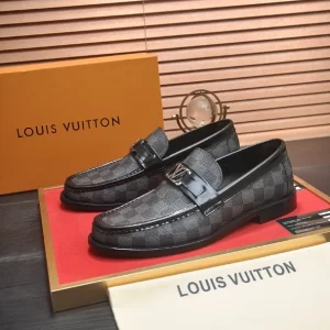 LV Major Loafer - RL64