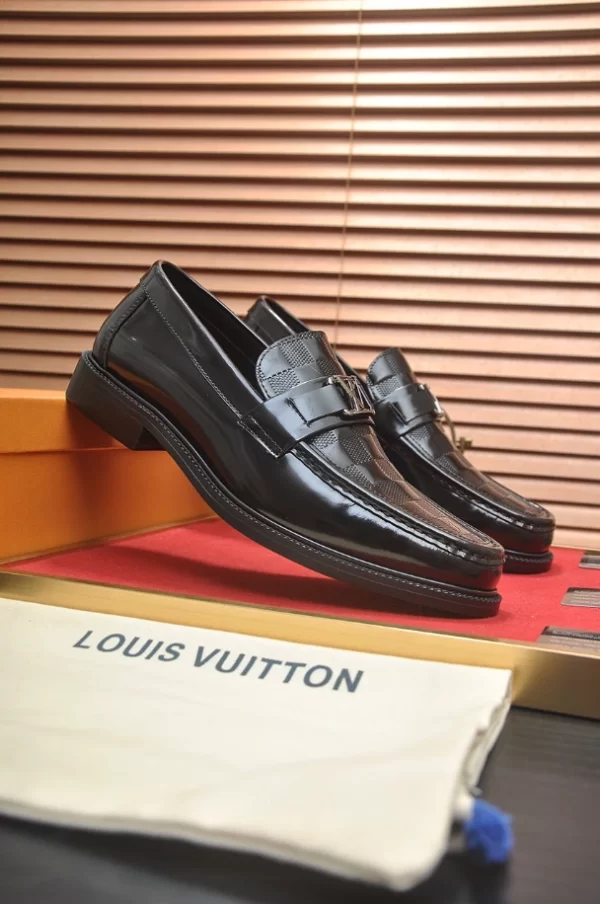 LV Major Loafer - RL63