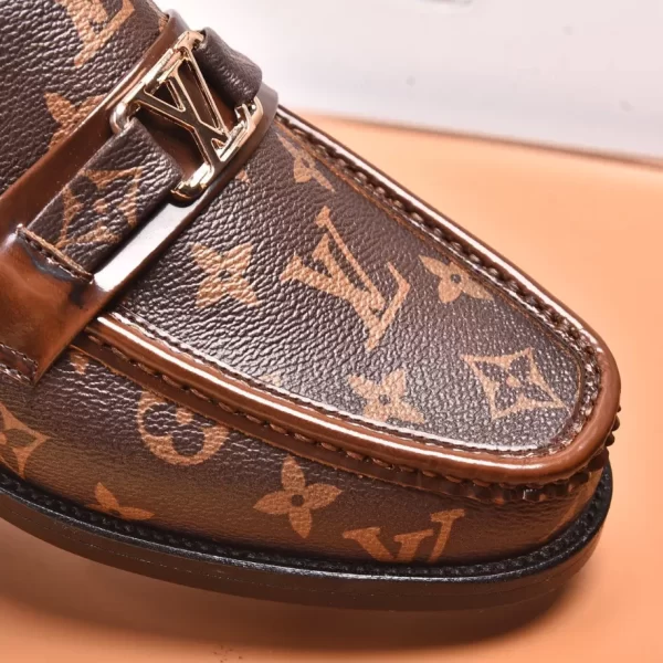 LV Major Open Back Loafer - RL72