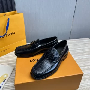 LV Montaigne Loafer - RL74