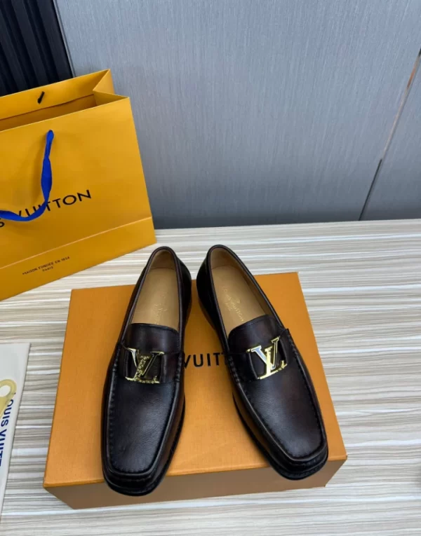 LV Montaigne Loafer - RL76