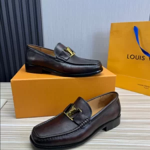 LV Montaigne Loafer - RL76