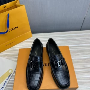 LV Montaigne Loafer - RL74