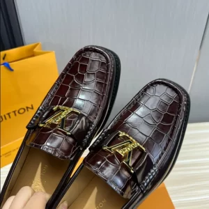 LV Montaigne Loafer - RL78