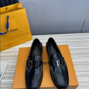 LV Montaigne Loafer - RL75