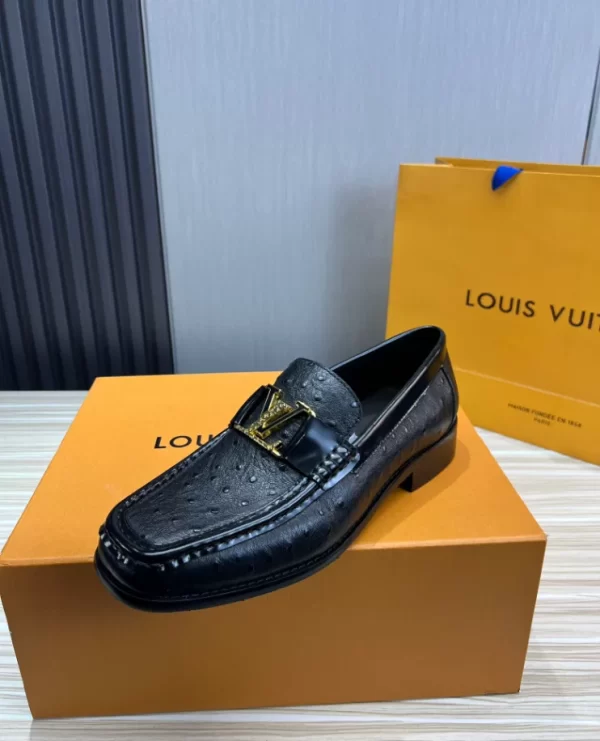 LV Montaigne Loafer - RL79