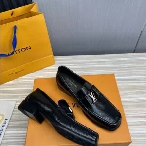 LV Montaigne Loafer - RL75