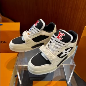 LV Trainer Sneaker - RLS82