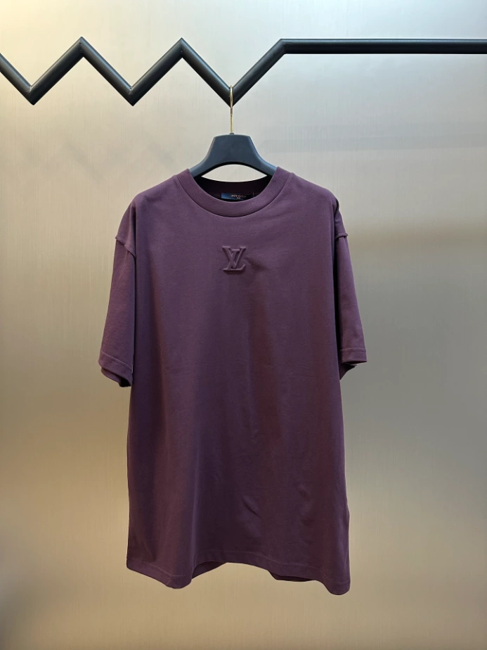 Louis Vuitton Embossed LV Cotton T-Shirt - LRT09