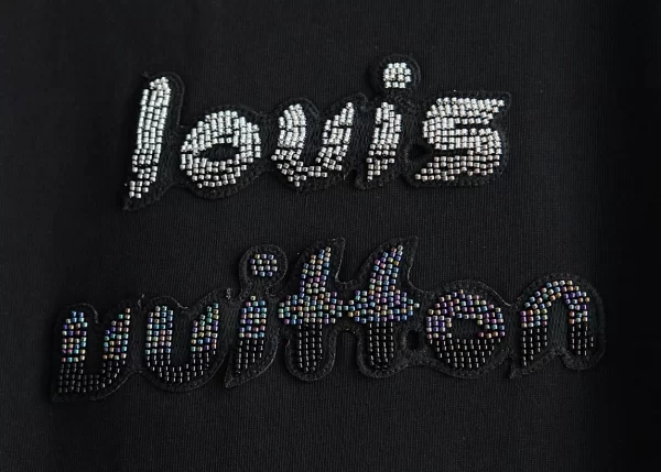 Louis Vuitton Embroidered Beads Cotton T-Shirt - LRT19