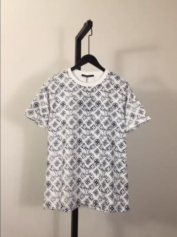 Louis Vuitton Monogram Cotton T-Shirt - LRT15