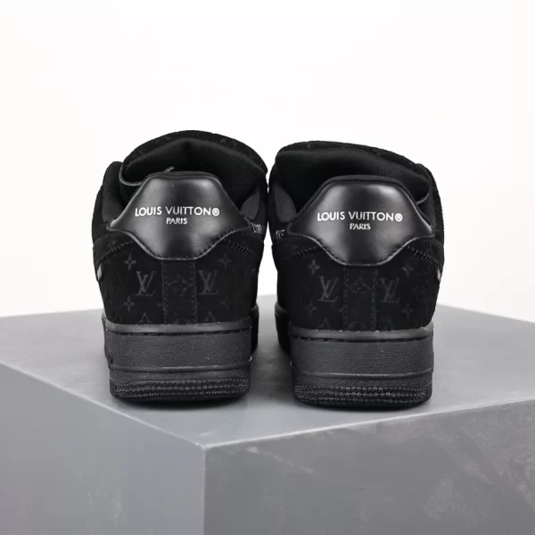 Louis Vuitton Nike Air Force 1 Low By Sneaker - RLS67