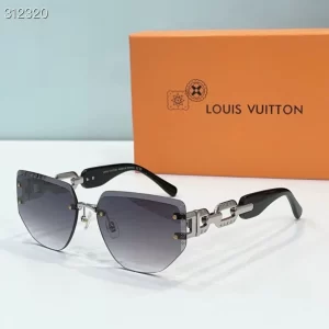 Louis Vuitton Sunglasses – LRS32