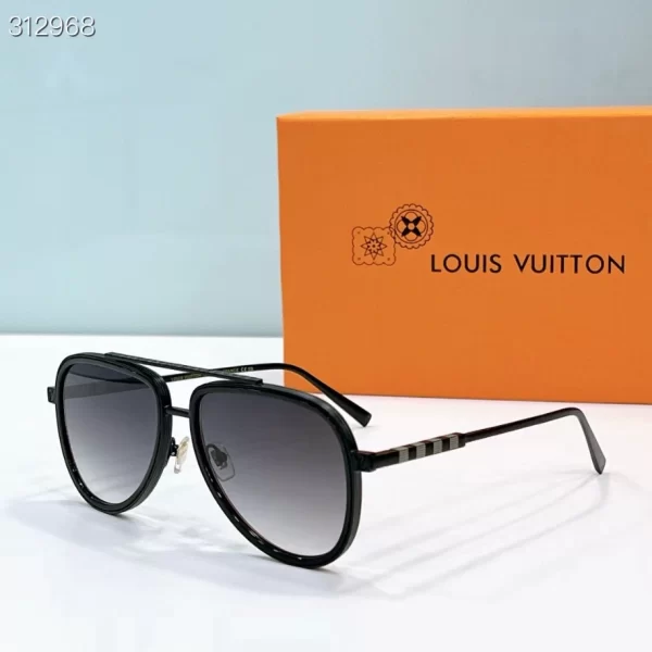 Louis Vuitton Sunglasses – LRS17