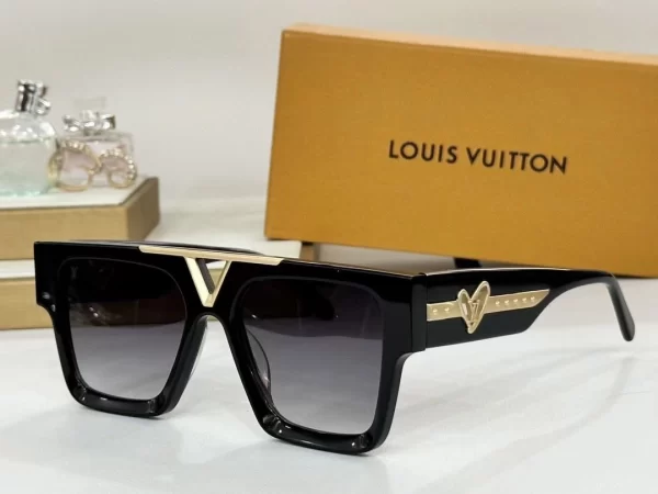 Louis Vuitton Sunglasses – LRS76