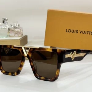 Louis Vuitton Sunglasses – LRS77