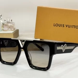 Louis Vuitton Sunglasses – LRS78