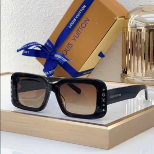 Louis Vuitton Sunglasses – LRS94