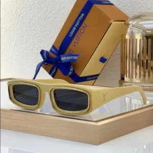Louis Vuitton Sunglasses – LRS83