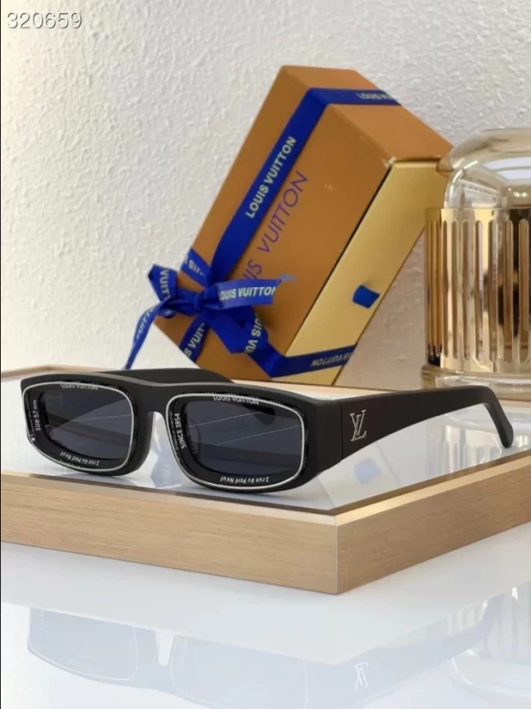 Louis Vuitton Sunglasses – LRS84