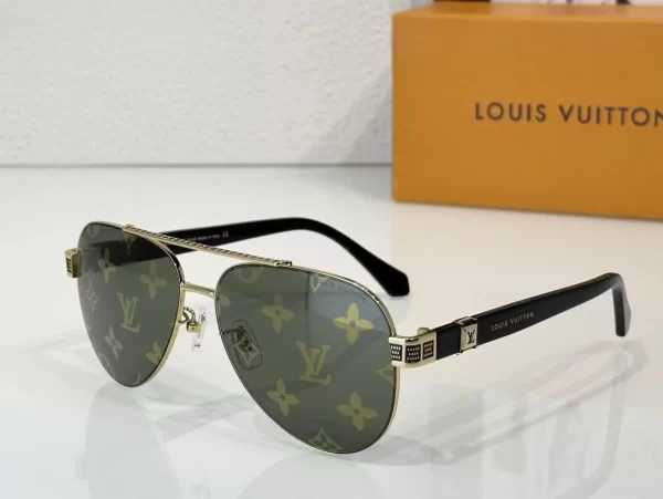 Louis Vuitton Sunglasses – LRS16