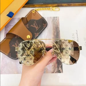 Louis Vuitton Sunglasses – LRS20