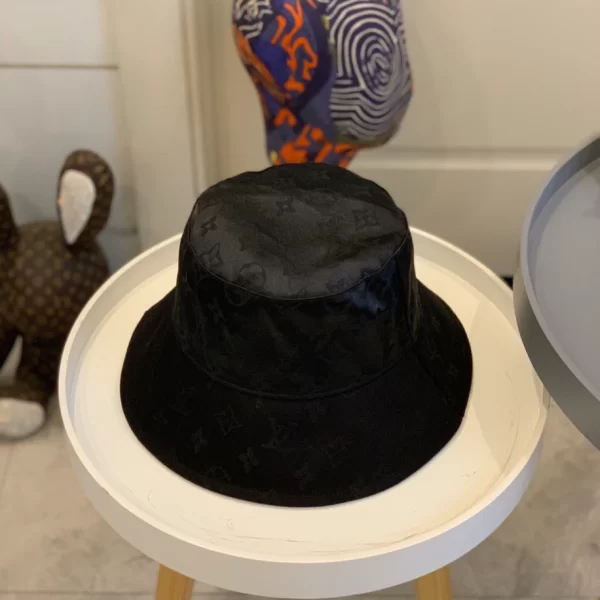 Louis vuitton Bucket Hat – RLC48