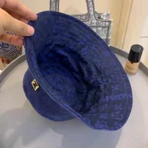 Louis vuitton Bucket Hat – RLC40