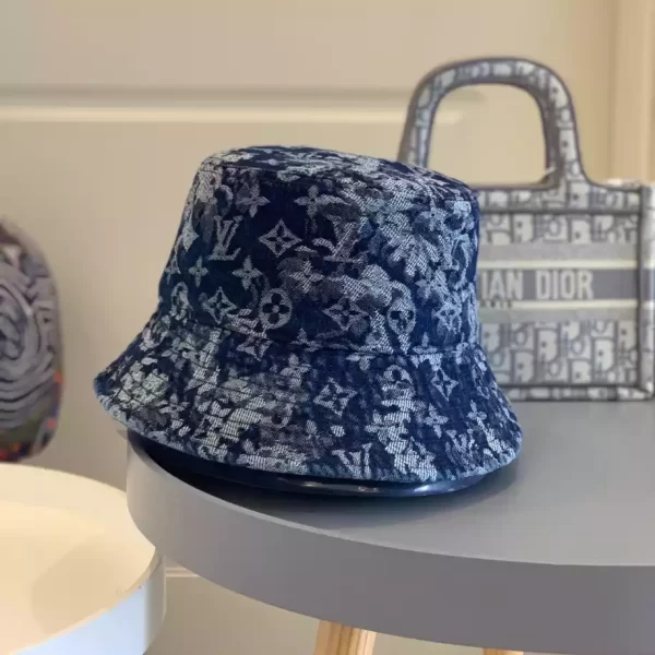 Louis vuitton Bucket Hat – RLC45