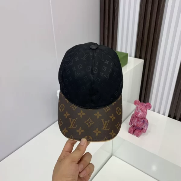 Louis vuitton LV Cap – RLC24