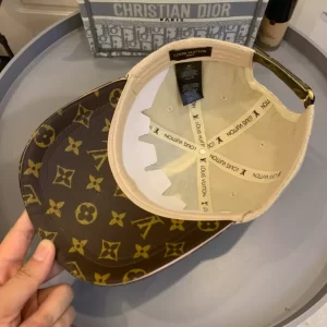 Louis vuitton LV Cap – RLC16