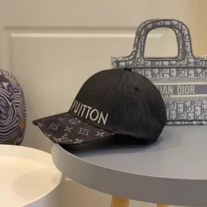 Louis vuitton LV Cap – RLC21