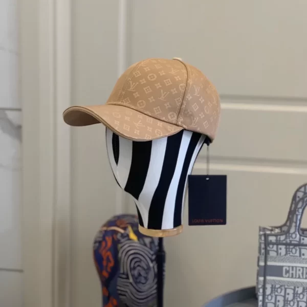 Louis vuitton LV Cap – RLC02