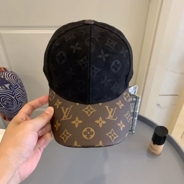 Louis vuitton LV Cap – RLC11