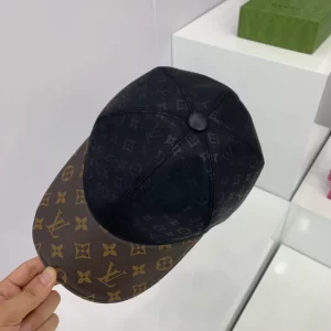 Louis vuitton LV Cap – RLC24