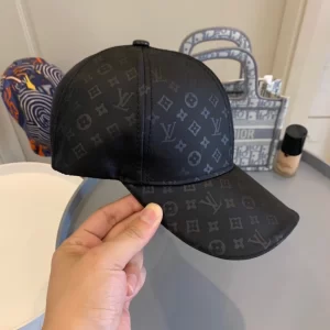 Louis vuitton LV Cap – RLC35