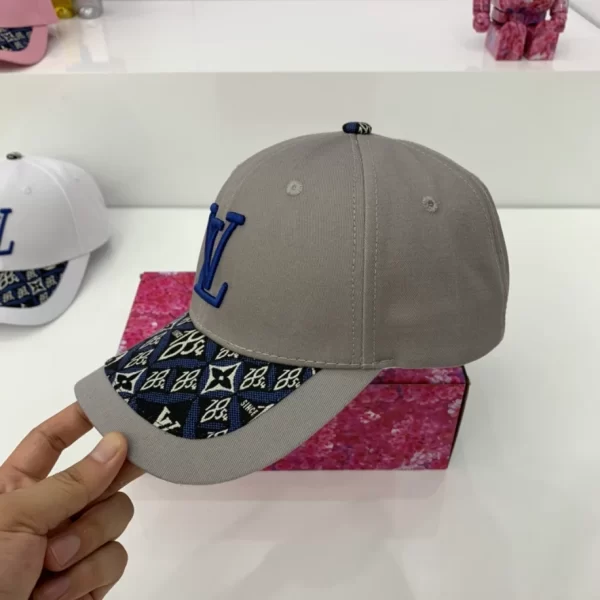 Louis vuitton LV Cap – RLC07