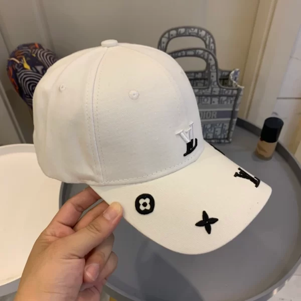 Louis vuitton LV Cap – RLC18