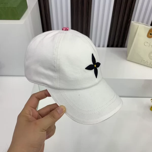 Louis vuitton LV Cap – RLC05