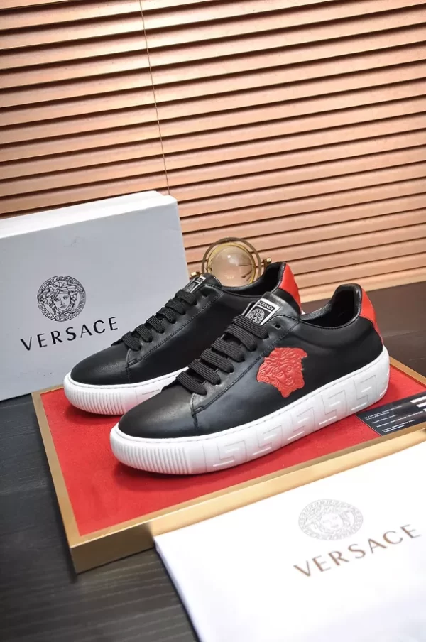 Versace Greca Sneakers - RVS24