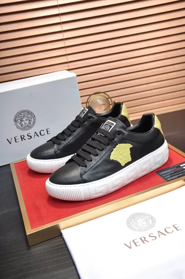 Versace Greca Sneakers - RVS22